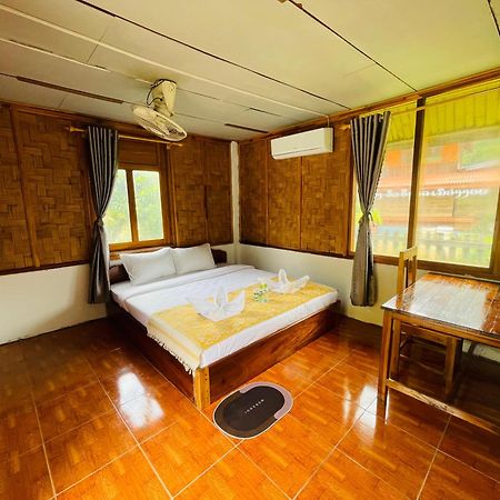 Nong Khiaw Ing Ing Mountain View Bed and Breakfast Exteriör bild