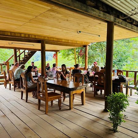 Nong Khiaw Ing Ing Mountain View Bed and Breakfast Exteriör bild