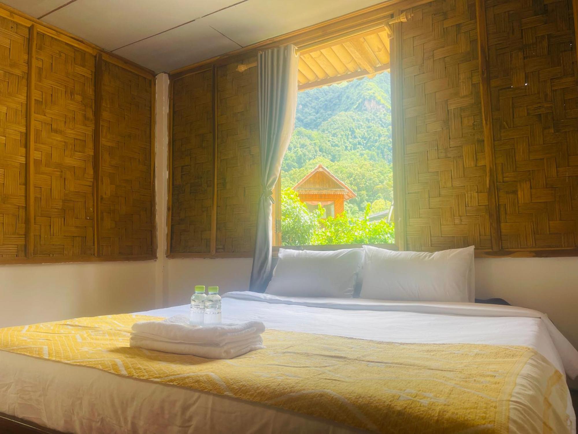 Nong Khiaw Ing Ing Mountain View Bed and Breakfast Exteriör bild