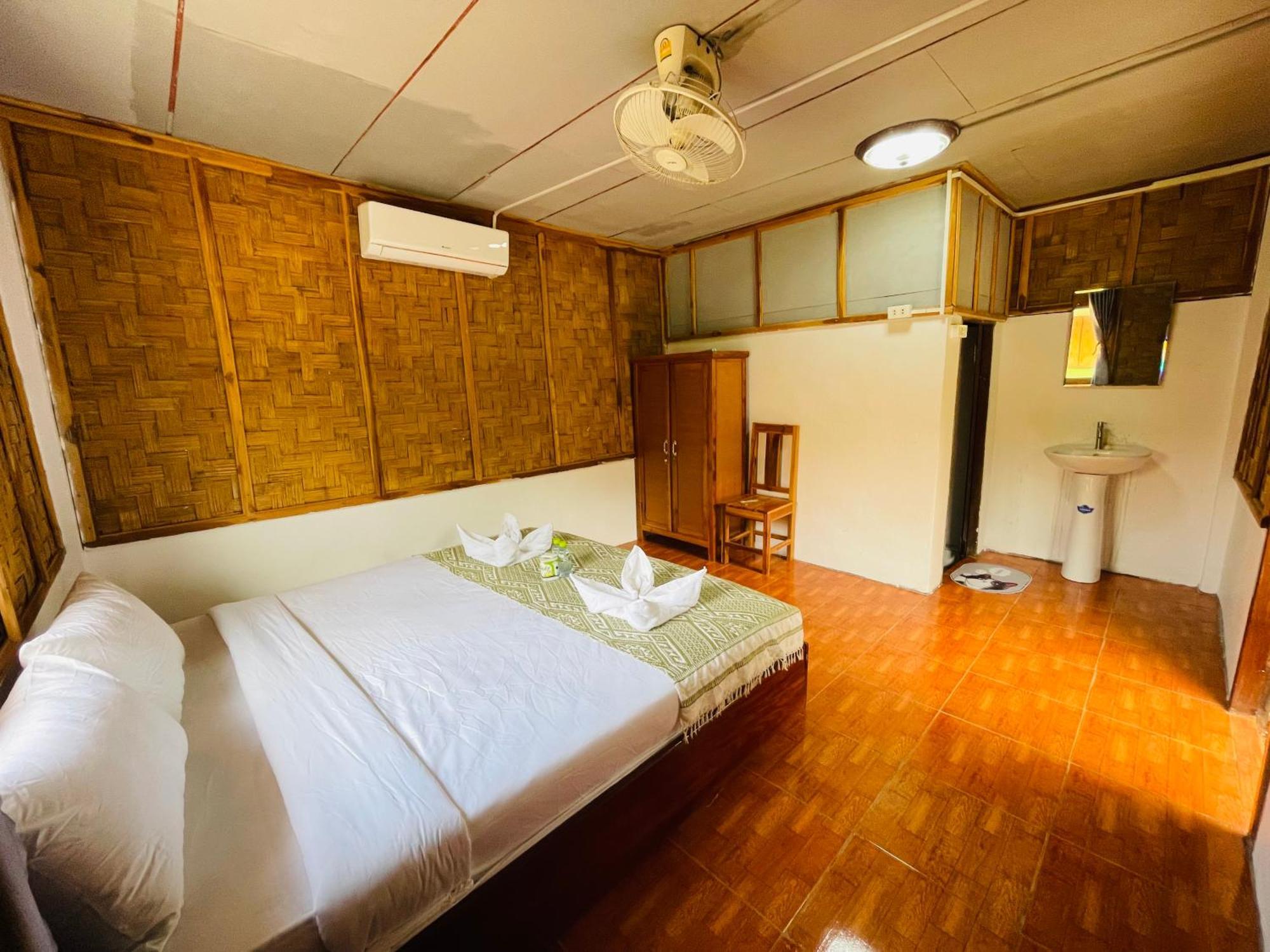 Nong Khiaw Ing Ing Mountain View Bed and Breakfast Exteriör bild